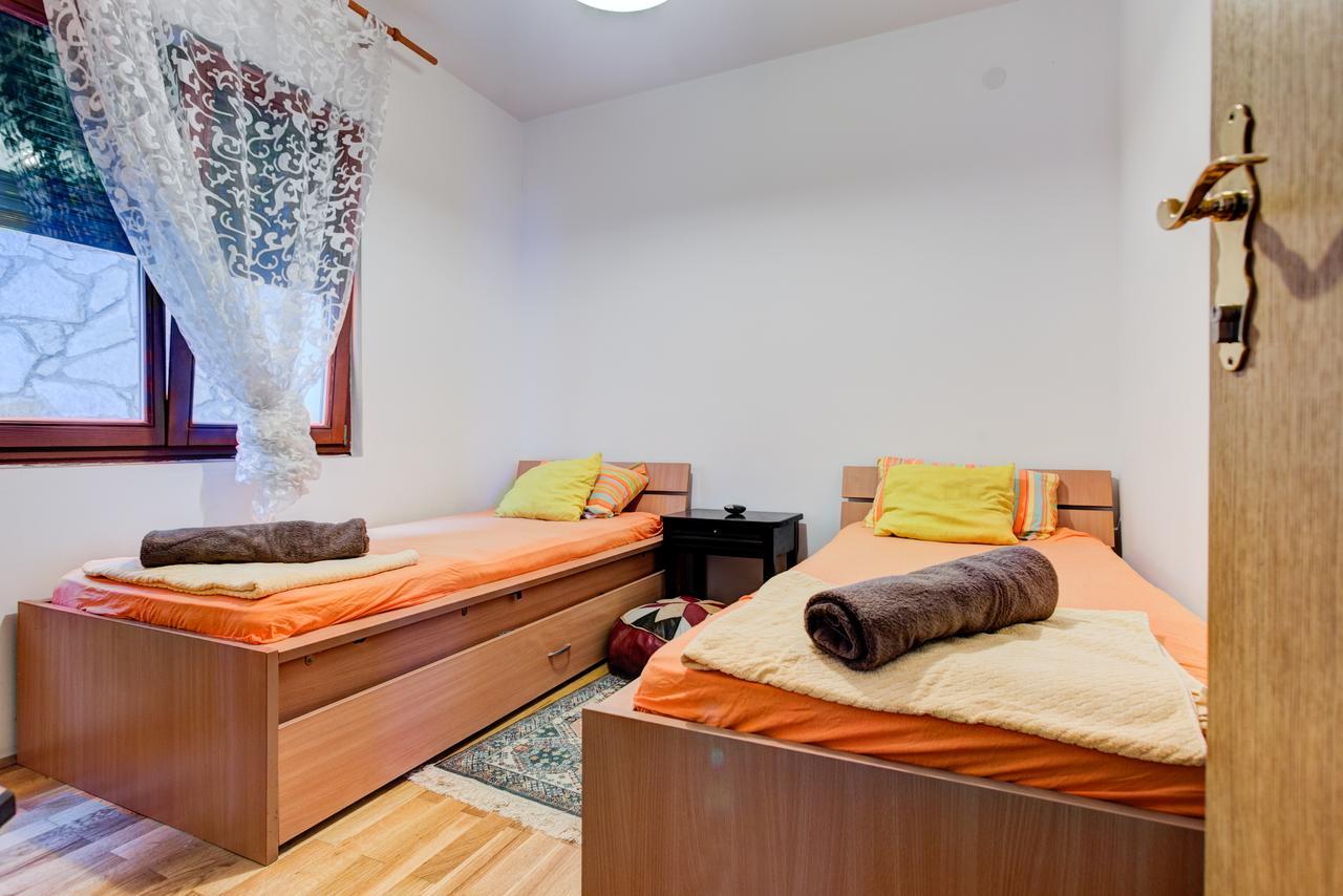 Allegro Apartment Sekulic Petrovac Ngoại thất bức ảnh